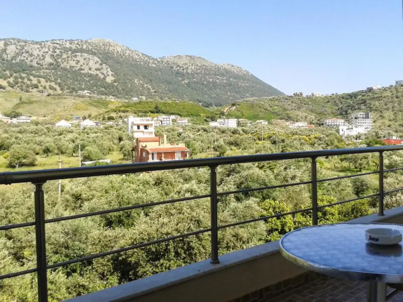 Double Room with Balcony and Mountain View